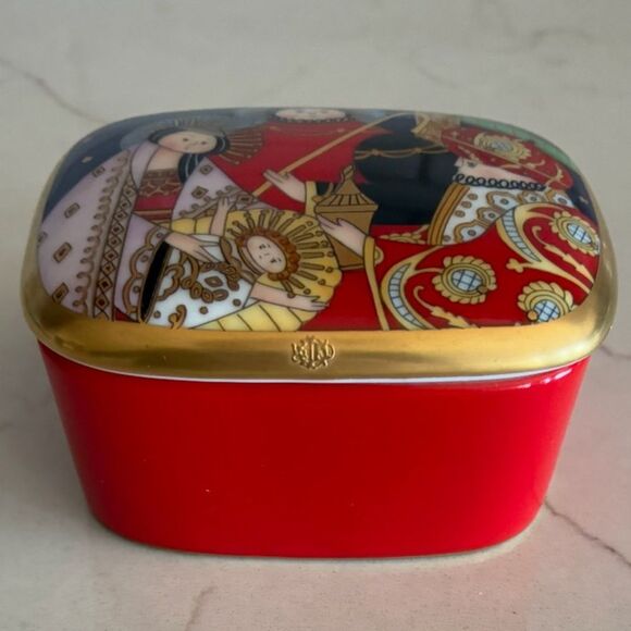 NWT CHRISTIAN DIOR Nativity Scene Trinket Box Holy Family Holiday Christmas - Picture 4 of 13